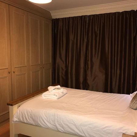 Halebarns Guesthouse Manchester Airport (Adults Only) Ringway Dış mekan fotoğraf