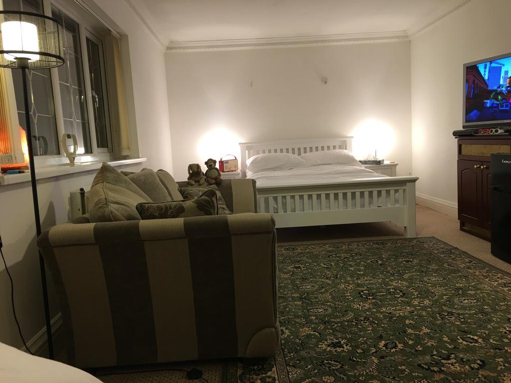 Halebarns Guesthouse Manchester Airport (Adults Only) Ringway Oda fotoğraf