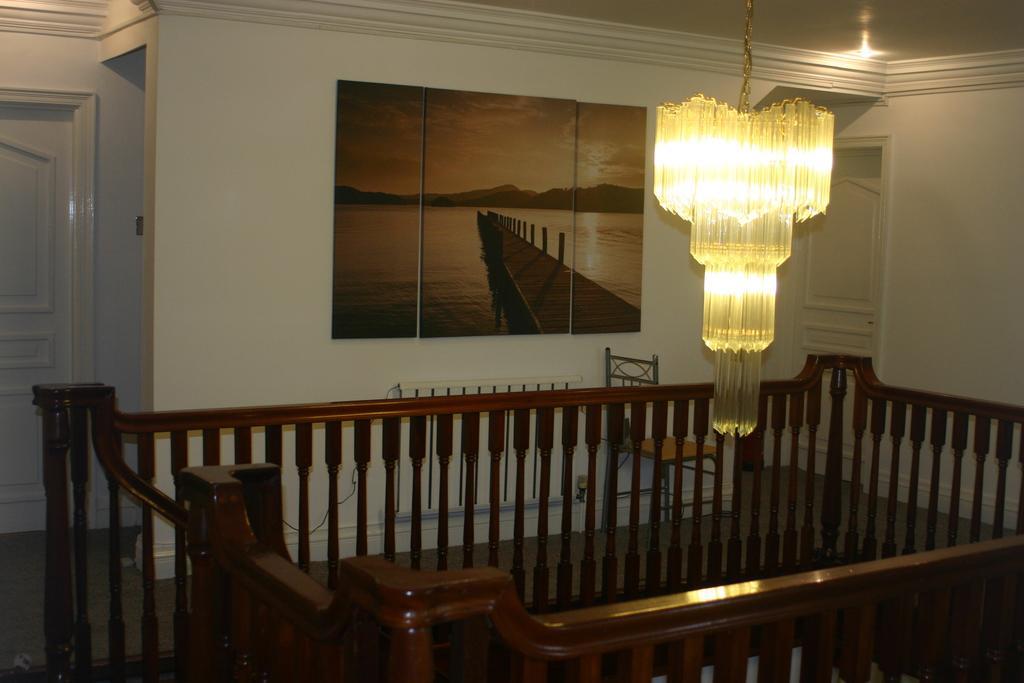Halebarns Guesthouse Manchester Airport (Adults Only) Ringway Dış mekan fotoğraf